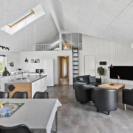 Cozy In With Wifi Holiday home
